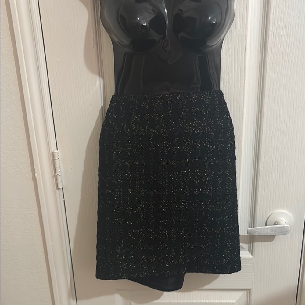 Black Mini Pencil Skirt for Cocktail Nights